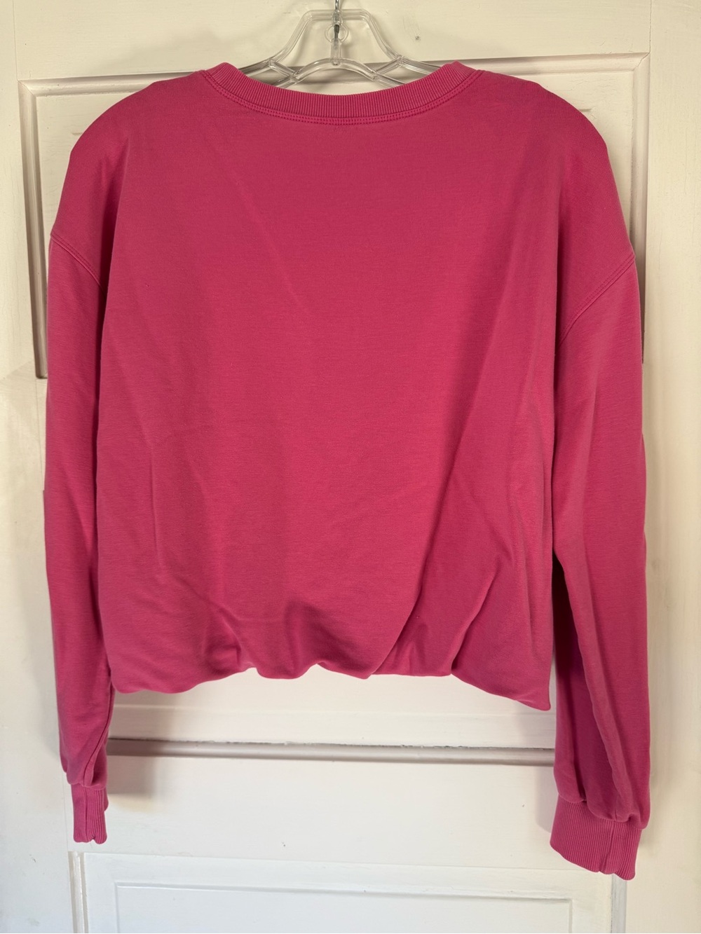 Maeve by anthropologie Fuchsia Twist-Front Crop Long Sleeve Sweatshirt - Picture 2 of 6